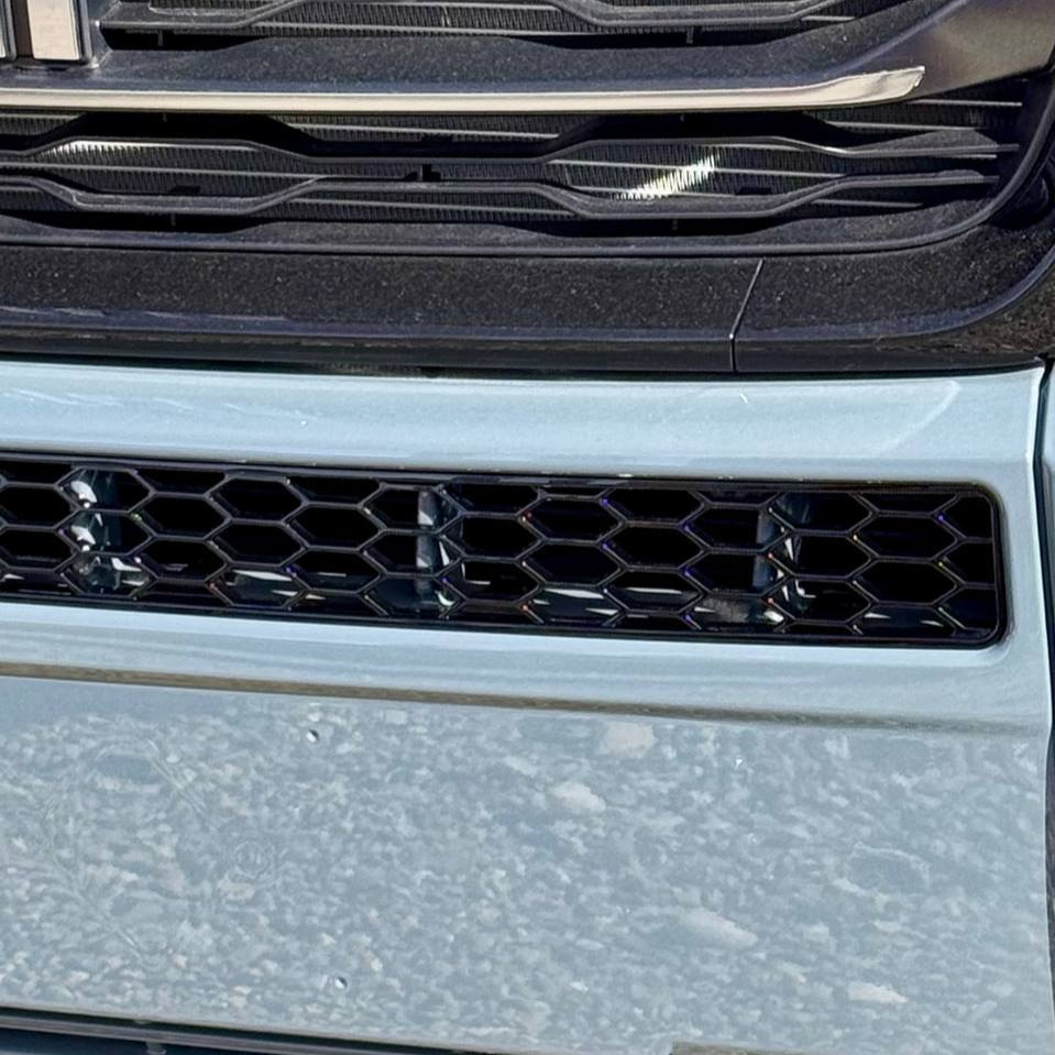 For Peugeot Boxer Bumper Honeycomb without Parking Sensors - Gloss Black | Van-X