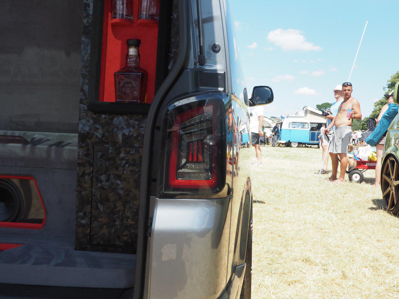 For VW T5 Transporter MK3.1 Van Tailgate LED Rear Lights Smoked Ideal LED Full Frame Led Light- Bar