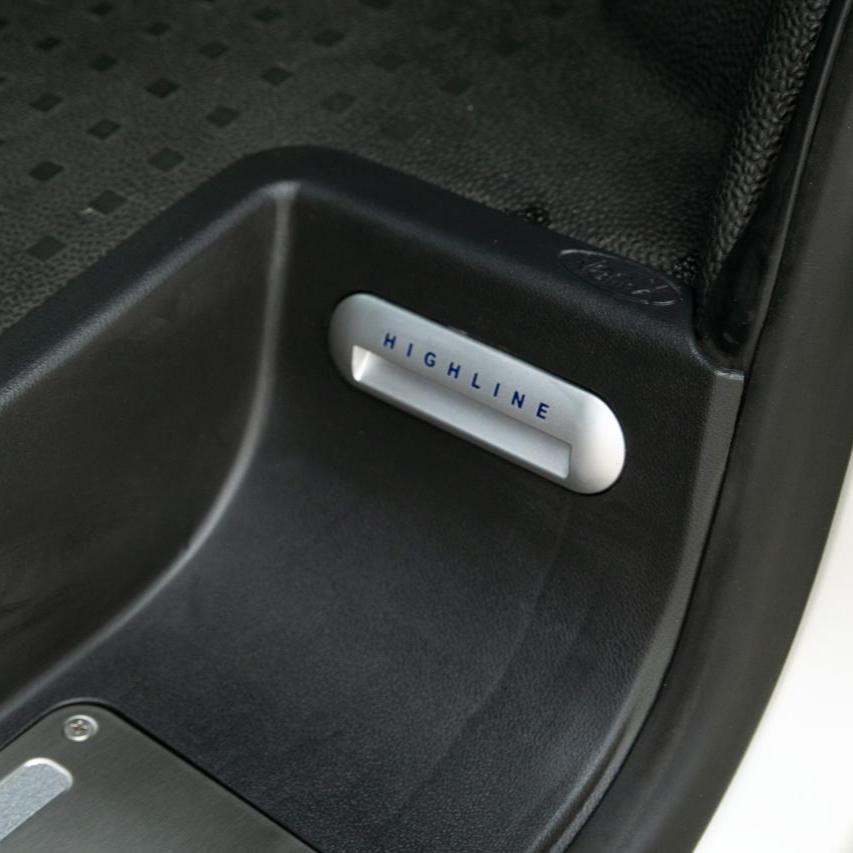 VW T5, T5.1 Transporter Campervan Full Side Steps with Highline Inserts, Logo & LED – OEM Styling