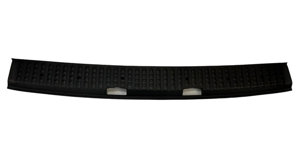 For VW T6.1 V3 Barndoor Rear Threshold Cover Camper Conversion Parts Including Screws and Caps