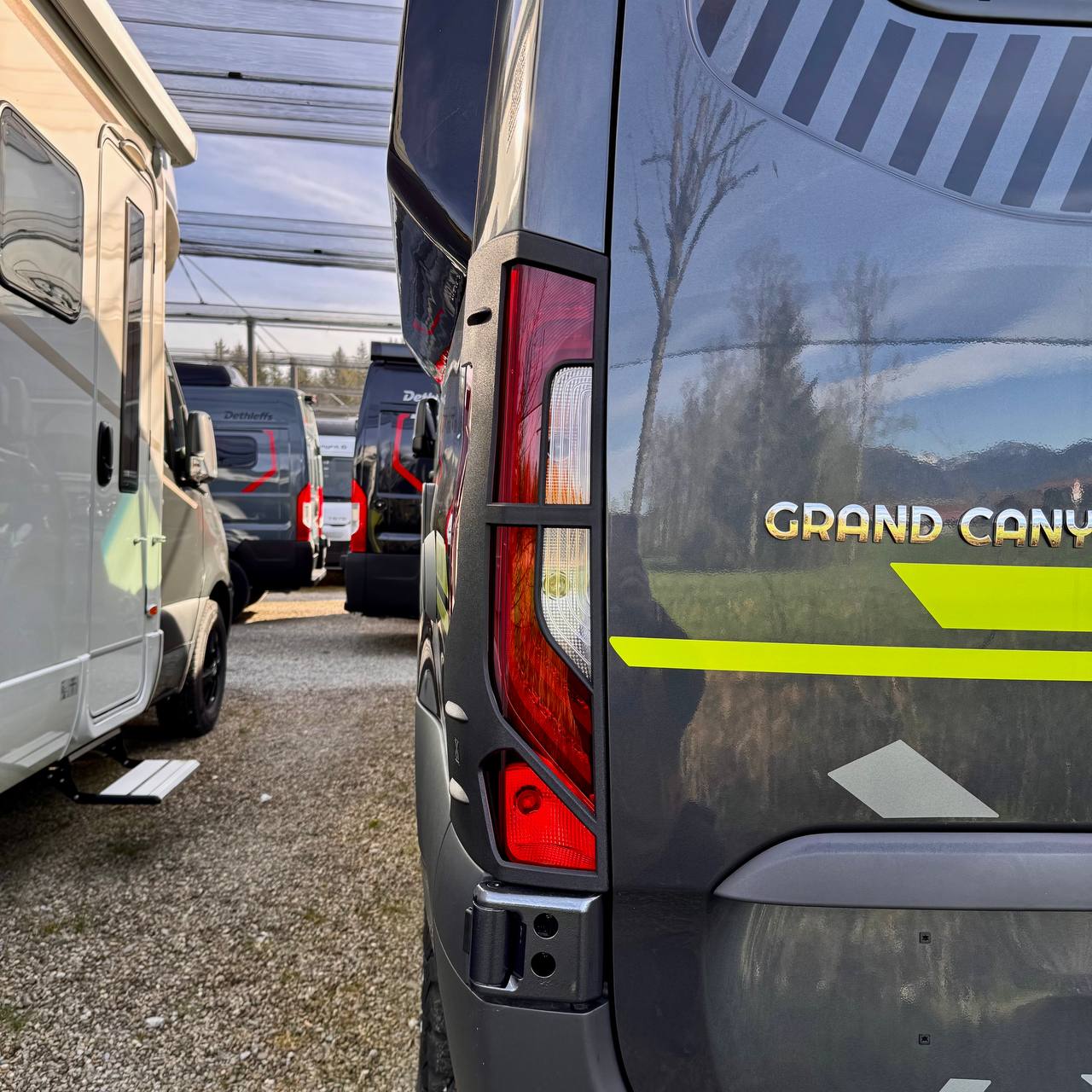 For Mercedes-Benz Sprinter Dodge 907 Rear Light Guards | Tail Light Protectors for Sprinter Vans – Van-X