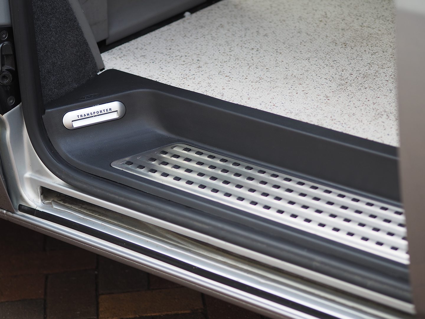 For VW T6 Caravelle Style full Step Set Inc Driver, Passenger and Side Sliding Door Perfect For Campervan Conversion ( B-grade)