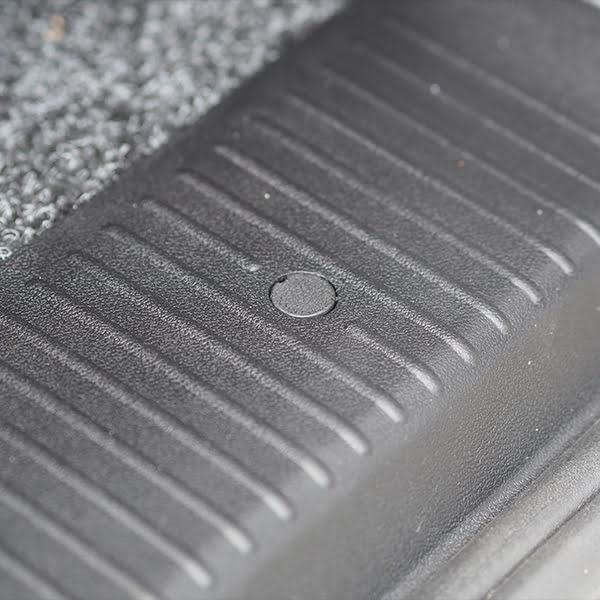 For VW T6.1 V2 Transporter Rear Threshold Cover Barndoor / Twin Door Plastic Full Length