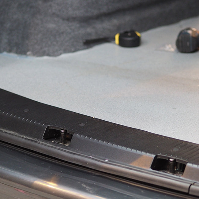 For VW T6.1 V2 Barn door Threshold Cover + Side Step + Fitting Kit