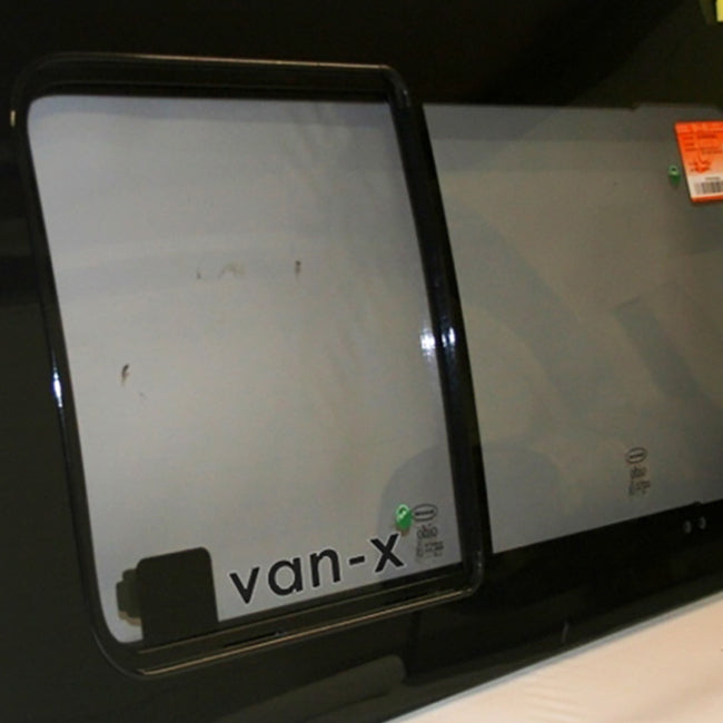 For Mercedes Vito Smoked Side Window Sliding Glass (B-Grade)