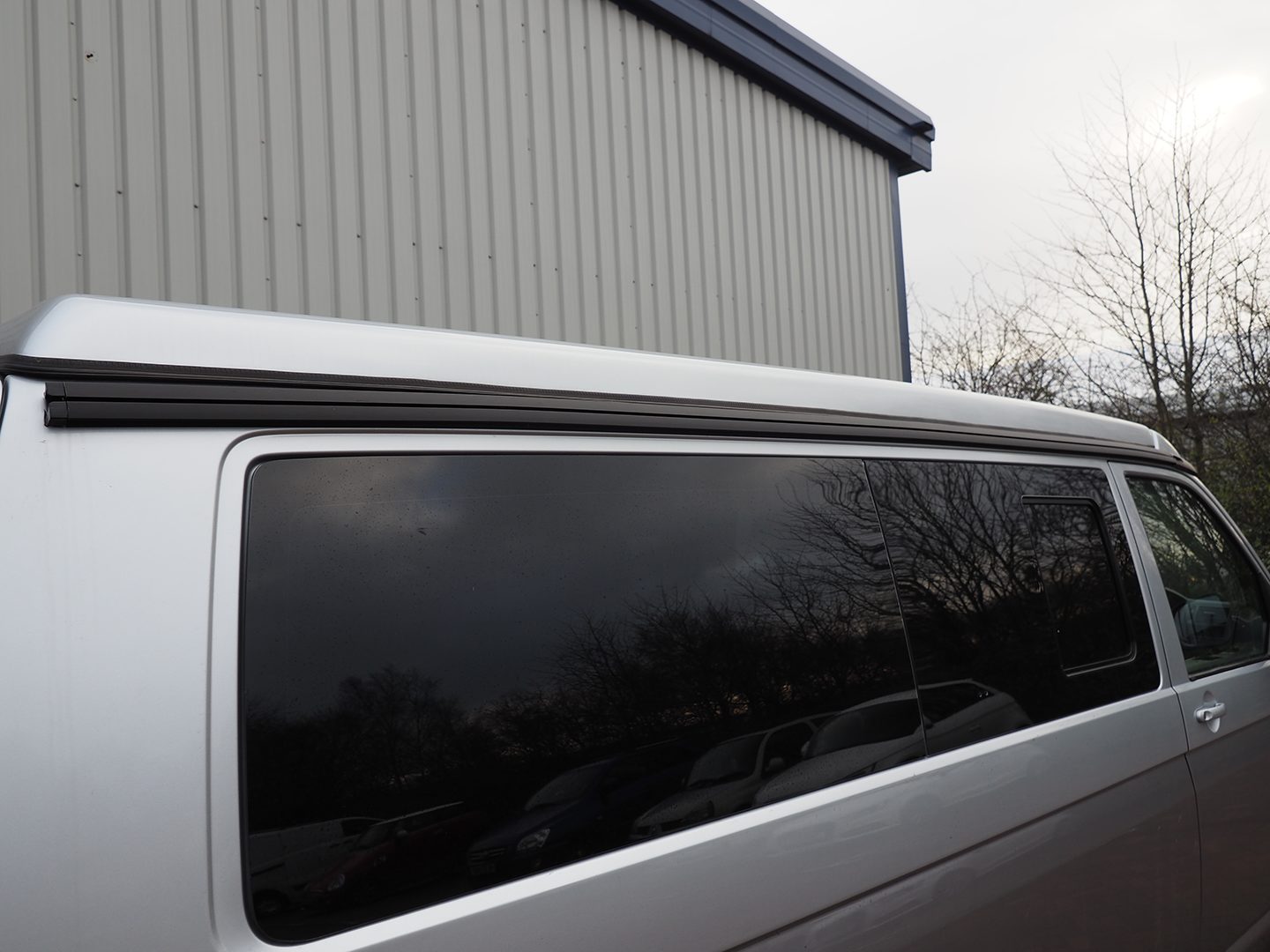 For VW T5 Black Campervan Awning Rails - Ideal for Campervan Drive-Away Awnings & Reimo Compatibility
