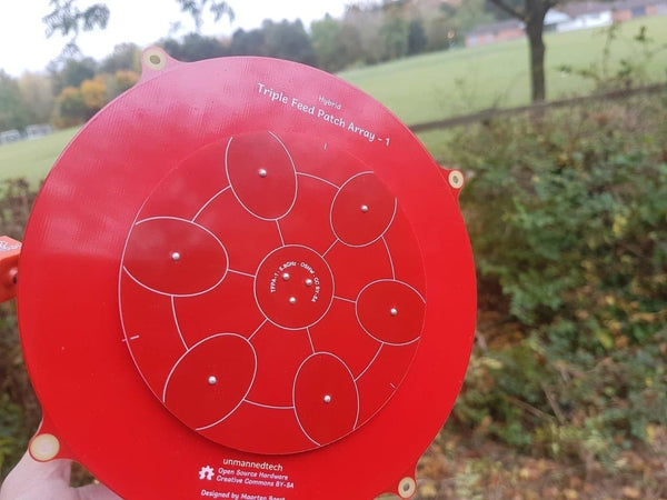 Triple Feed Patch Array Antenna SMA 14db (with 50ohm dummy load)