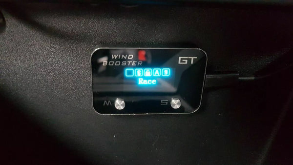 WINDBOOSTER GT & Bluetooth Mobile App OBD Acceleration Performance Throttle Controller & Pedal Remap - Utilising Chip Tuning / Electronic Engine Tuning - Econ / Sport / Sport+ / Race Modes - OLED Display