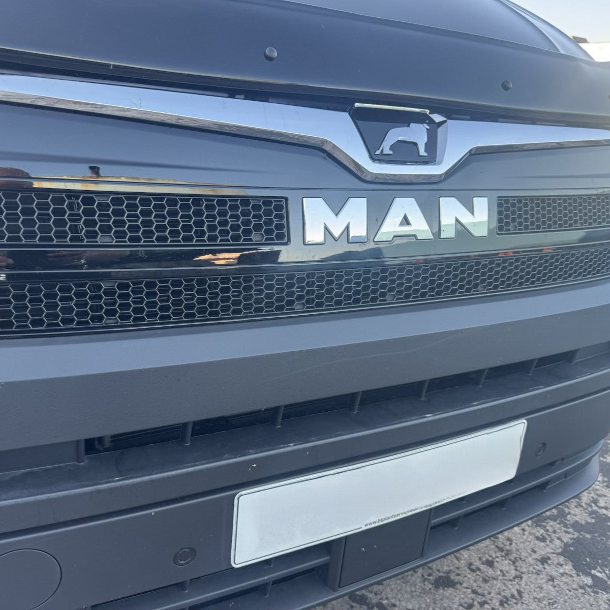 For VW Crafter New Shape Honeycomb Grille Inserts