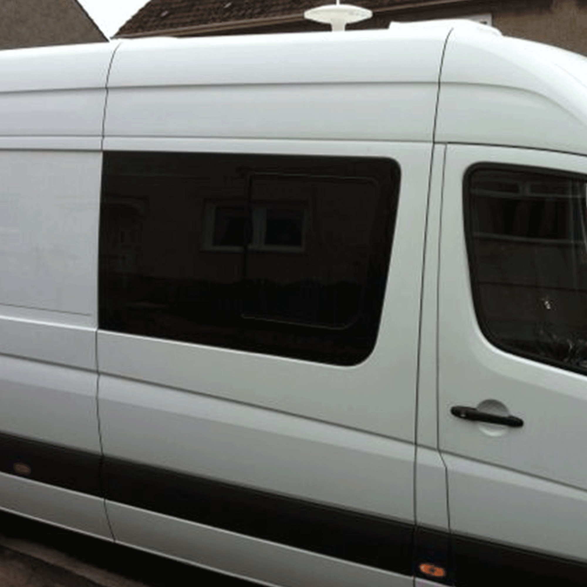 For Volkswagen Crafter New Shape Side Sliding Window Genuine Tinted/Limo Glass, Dark, MWB, LWB, XLWB (2017 - onward)