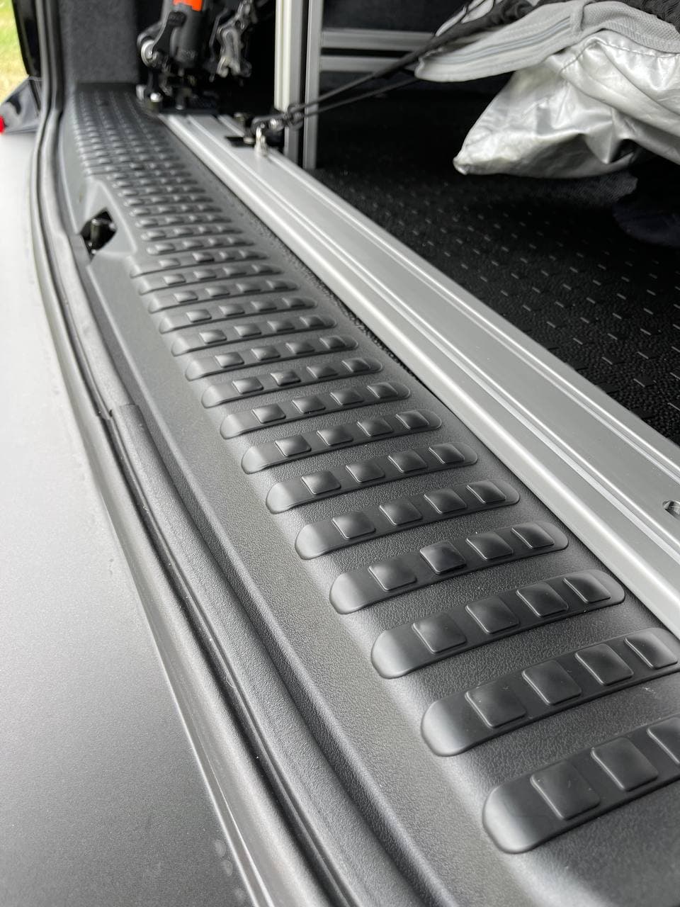 For VW T6.1 V3 Tailgate Rear Threshold Cover Campervan Conversion Parts Including Screws and Caps