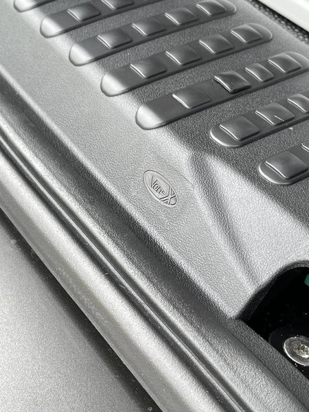 For VW T5, T5.1 V3 Tailgate Threshold Cover + Side Step