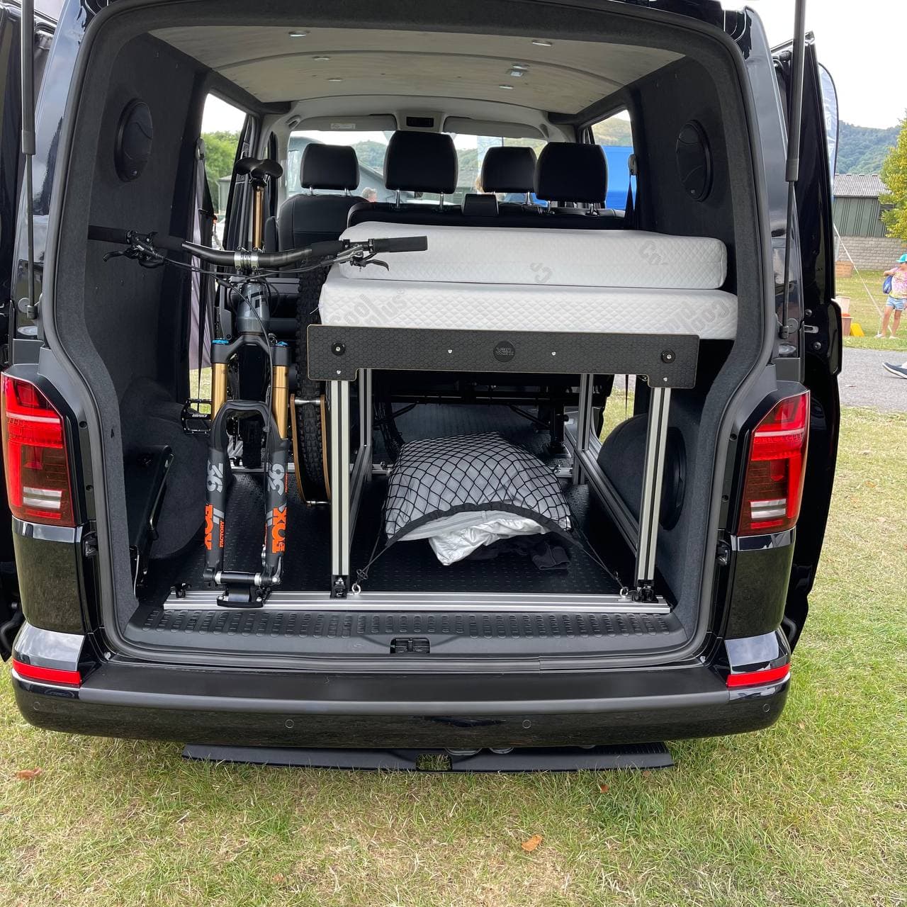 For VW T6.1 V3 Tailgate Threshold Cover + Side Step