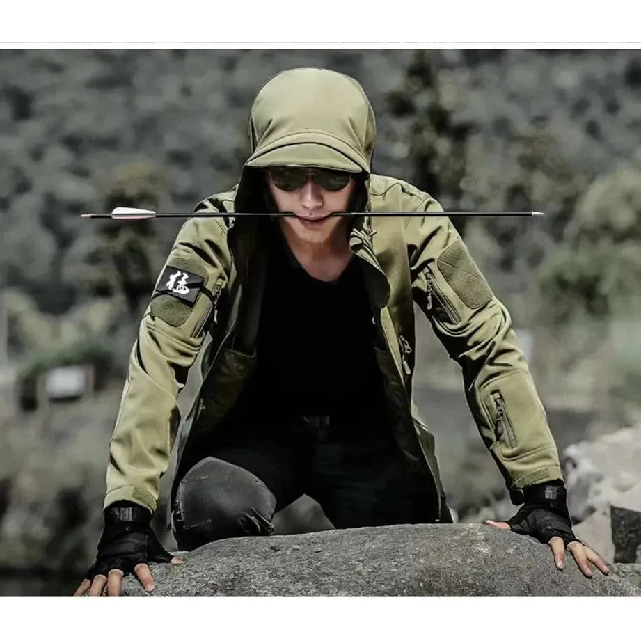 Soft Shell Jacket - Windbreaker / Fleece Lined