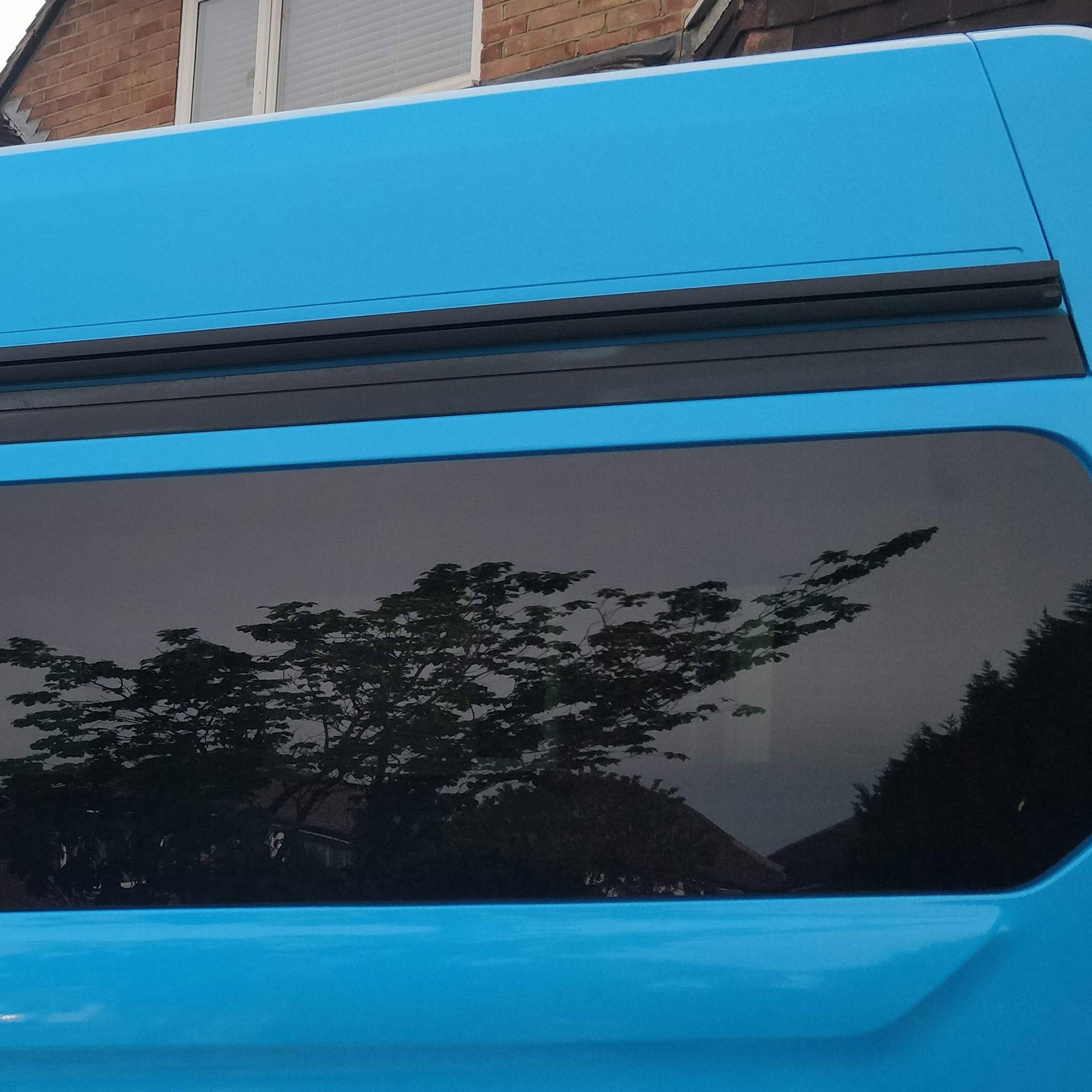 For Transit Custom High-Roof Black Awning Rail –Ideal for Campervan Drive-Away Awnings & Reimo Compatibility