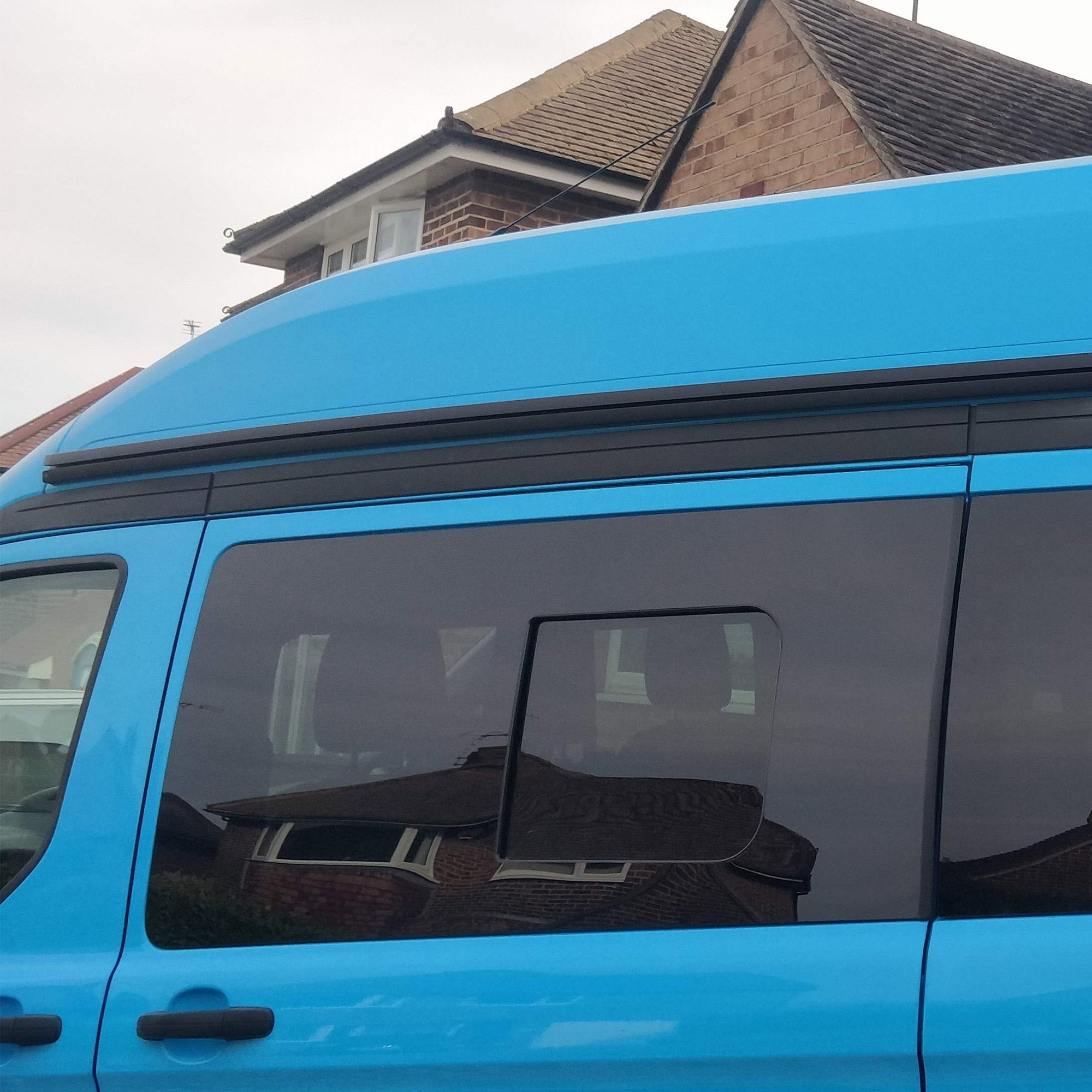 For Transit Custom High-Roof Black Awning Rail –Ideal for Campervan Drive-Away Awnings & Reimo Compatibility