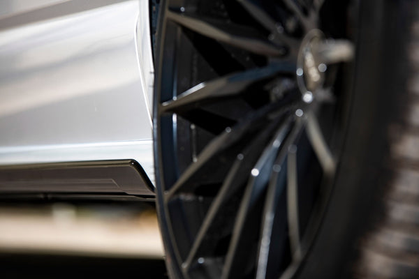 For VW T6 SWB Side Skirts Candy White Plastic Painted and Ready to Fit (B-Grade)