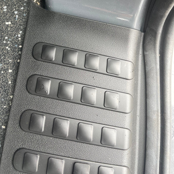 For VW T6 V3 Barndoor Rear Threshold Cover Camper Conversion Parts Including Screws and Caps