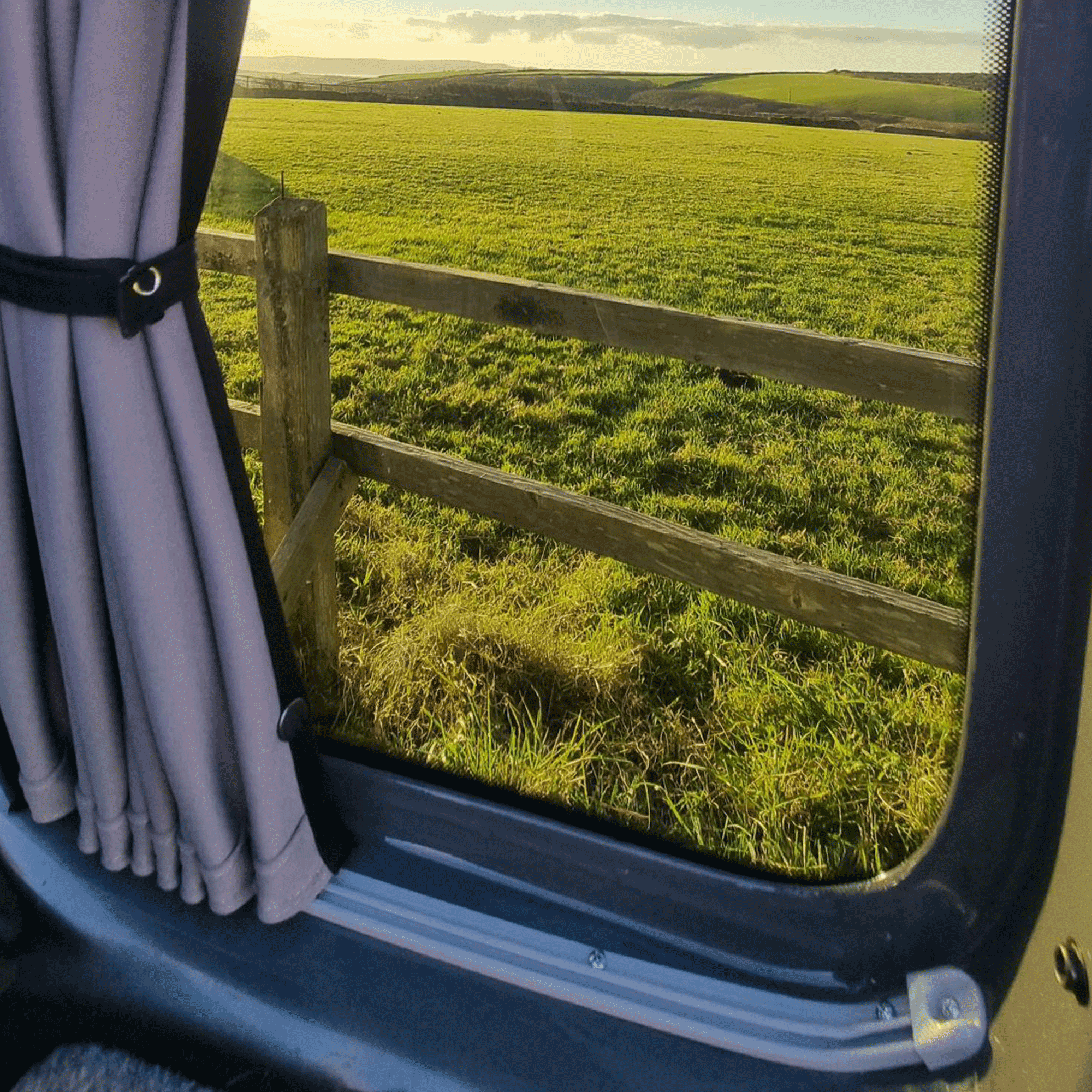 For VW Caddy Premium 1 x Barndoor Window Curtains Van-X