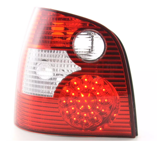 FK Paar LED DRL Rückleuchten VW Polo 9N 01-05 rot / klar LHD