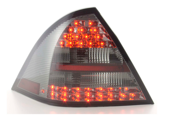 FK Automotive Paar LED-Rückleuchten Mercedes C-Klasse W203 01–04, schwarz getönt, LHD