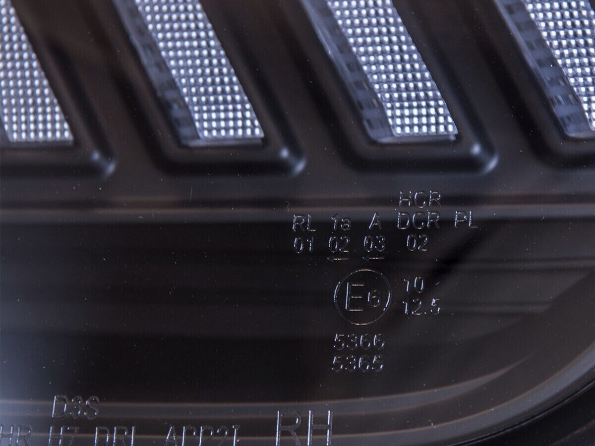 FK NEW XENON D3S DRL Animated Sequential Headlights Lightbar Projector Audi A4 B8 8K 03-07 black RHD
