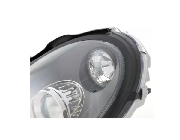 FK LED DRL Angel Eye Projektor-Scheinwerfer-Set Mercedes C-Klasse W203 00–02 LHD