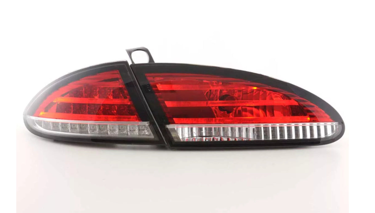 FK Pair LED Rear Lights Lightbar Seat Leon 2 MK2 1P 05-09 Red Clear LHD