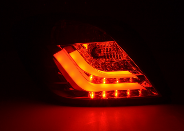 FK Paar LED-Lichtleiste DRL Rückleuchten Opel Vauxhall Astra H GTC 04-08 ROT