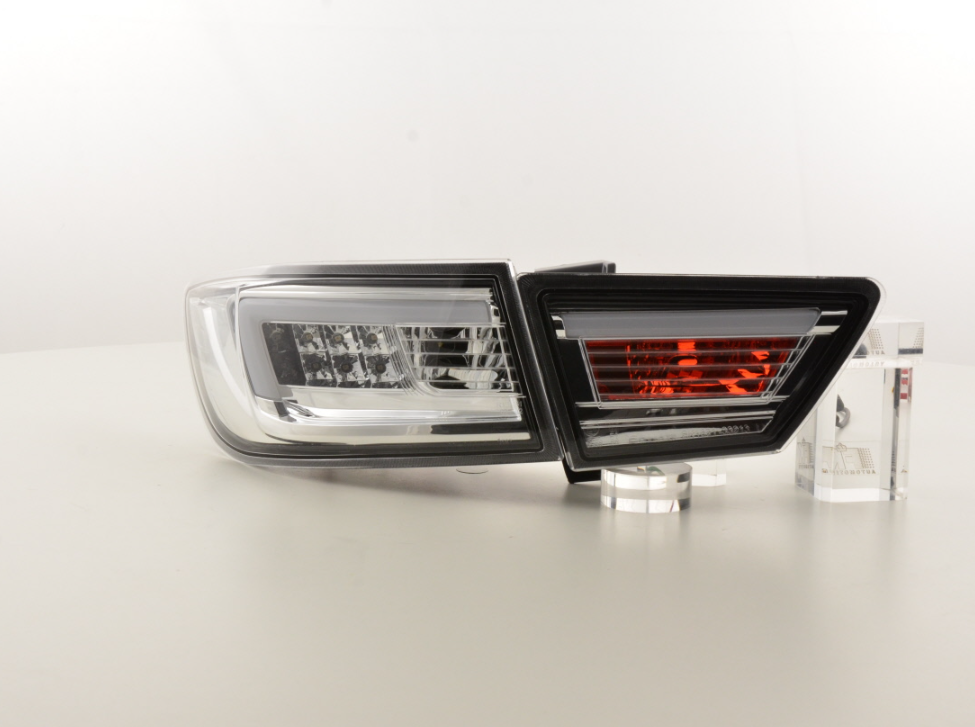 FK Paar LED-Lichtleiste DRL Rückleuchten Renault Clio 4 MK4 X98 12-16 Chrom LHD