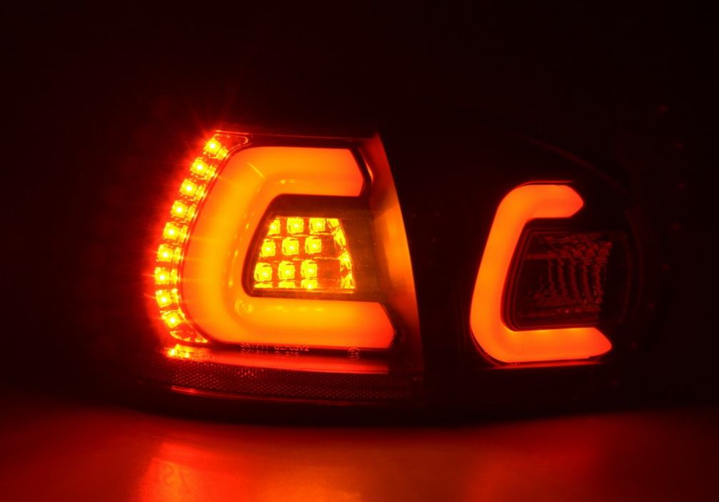 FK Paar LED-Rückleuchten, Lichtleiste, VW Golf 5 MK5 03–08, Schwarz, 1K, LHD, inkl. Kabelbaum