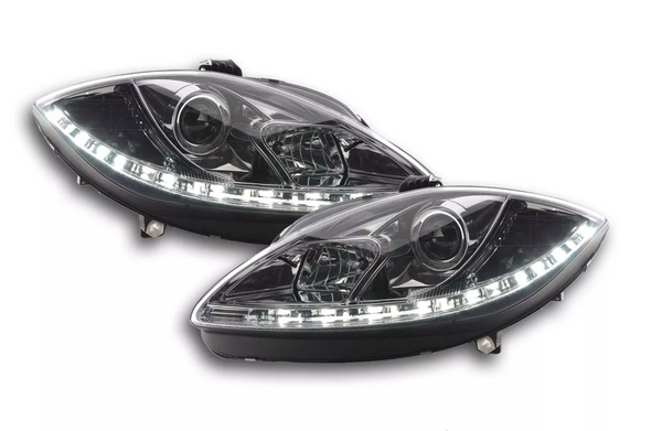 FK Pair LED DRL Projector headlights Seat Leon 1P 2 MK2 09+ black chrome LHD