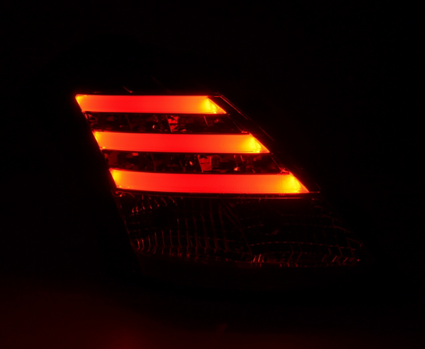 FK Paar LED DRL Rückleuchten LightBar Suzuki Swift Sport 11-13 rot schwarz FZ NZ