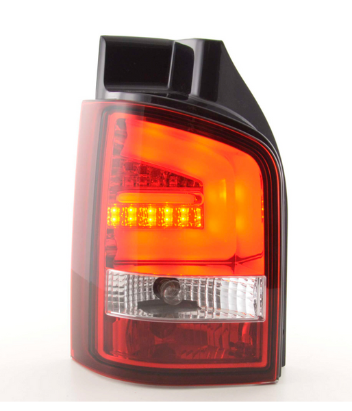 FK Paar VW T5 Transporter 03–10 LED-Lichtleiste, Rückleuchten, rot, klar, LHD-Stecker und P 