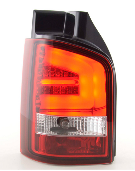 FK Paar VW T5 Transporter 03–10 LED-Lichtleiste, Rückleuchten, rot, klar, LHD-Stecker und P 