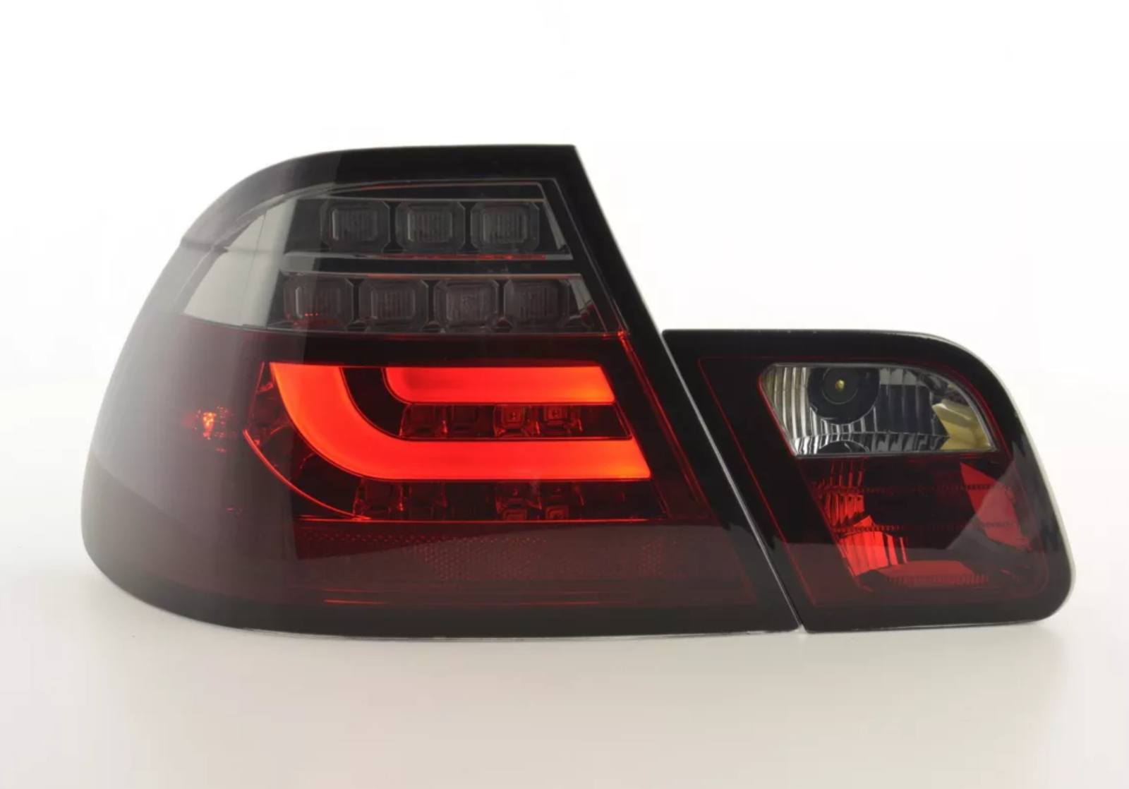 FK Paar Smoke BLACK LED RÜCKLEUCHTEN BMW E46 Coupe 03-07 rot / schwarz 330 320 LHD