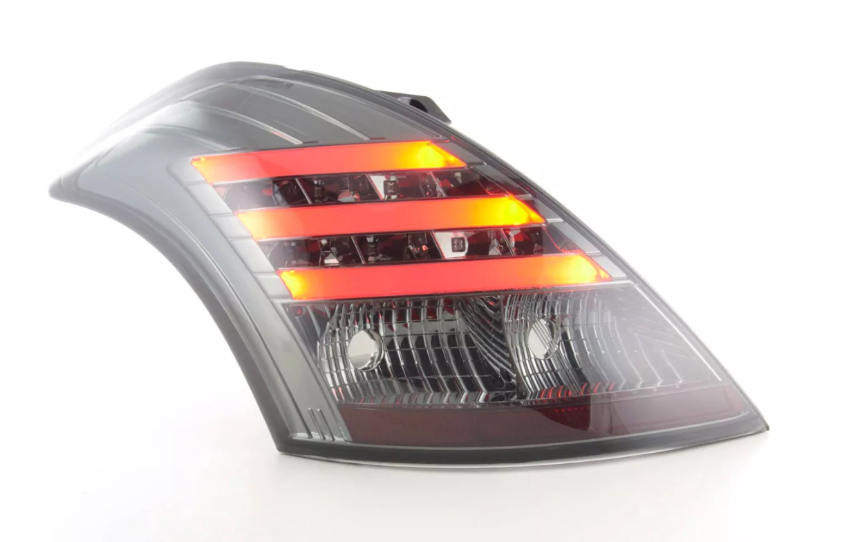 FK Paar LED DRL Rücklichter Set Lichtleiste Suzuki Swift FZ NZ 2011+ Schwarz geräuchert