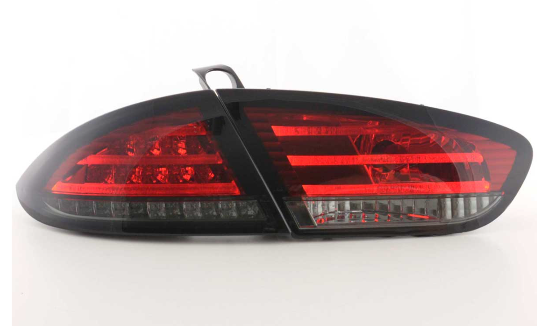 FK Paar LED-Rückleuchten Lightbar Seat Leon 2 MK2 1P 09-12 rot / schwarz LHD