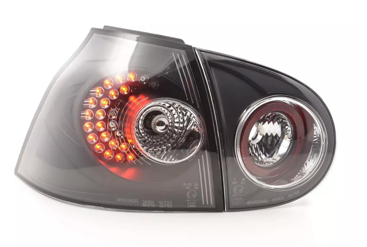 FK Paar LED-Rückleuchten, Lichtleiste, VW Golf 5 MK5 03–08, Schwarz, 1K, RHD, inkl. Kabelbaum