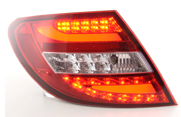 FK Paar LED-RÜCKLEUCHTEN Lightbar DRL Mercedes C-Klasse W204 2011+ rot klar LHD