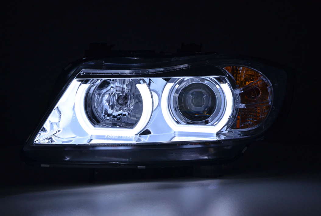 FK Paar LED DRL Projektorscheinwerfer BMW 3er E90 / E91 05-08 Chrom LHD