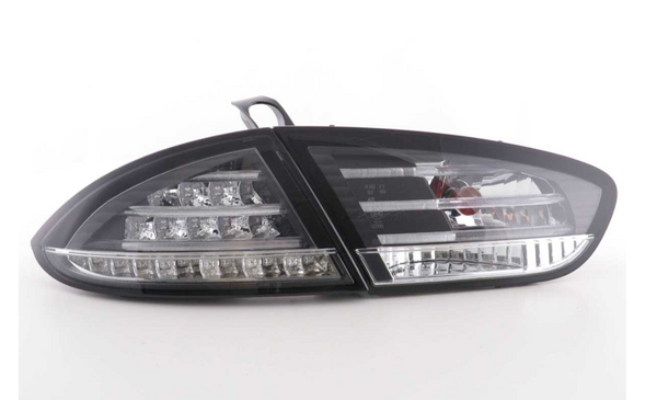 FK Paar LED-Rückleuchten Lightbar Seat Leon 2 MK2 1P 09-12 schwarz verchromt LHD