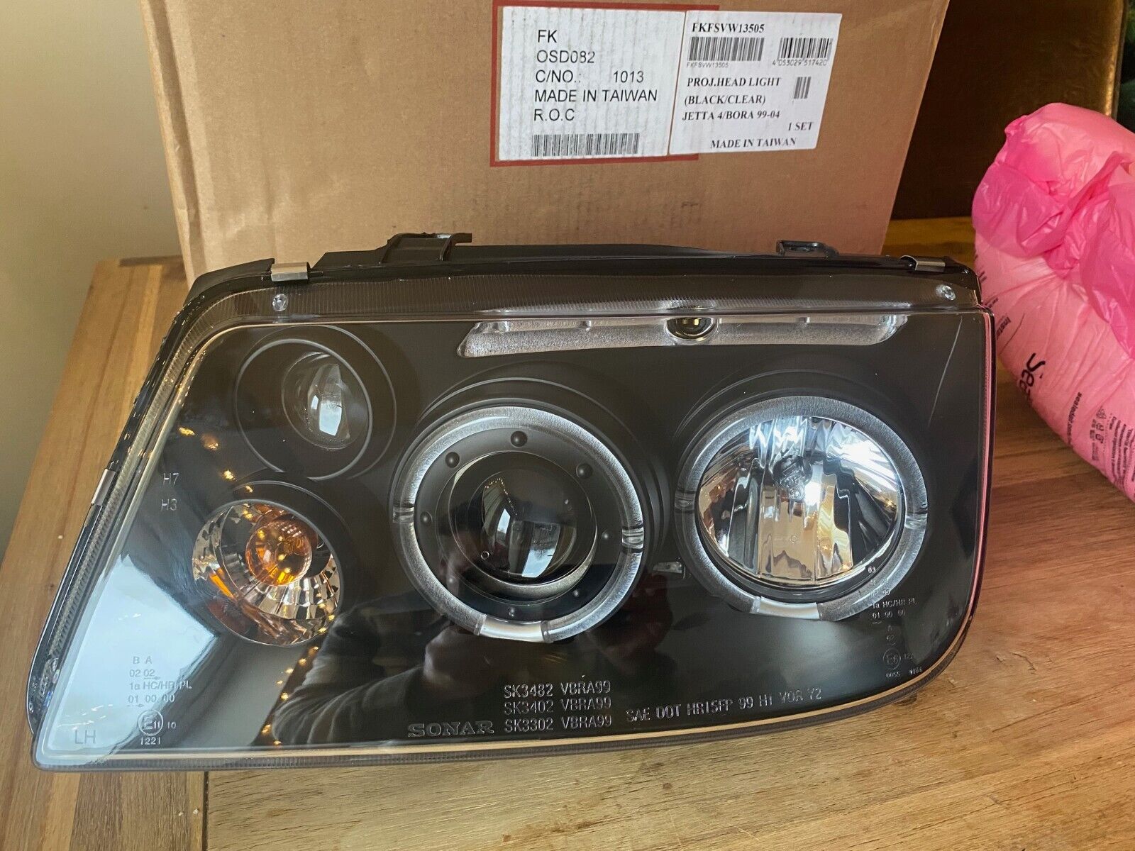 FK Paar LED DRL Angel Eye Projektorscheinwerfer VW Bora Typ 1J 98–05 Schwarz RHD